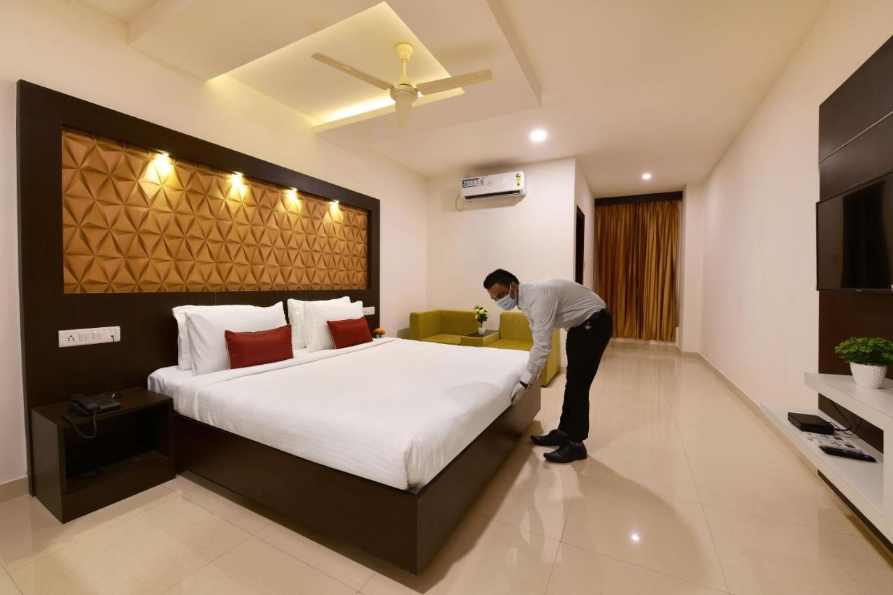 Hotel Bv Colours By Rivido, Begur Main Road Bangalore Ngoại thất bức ảnh
