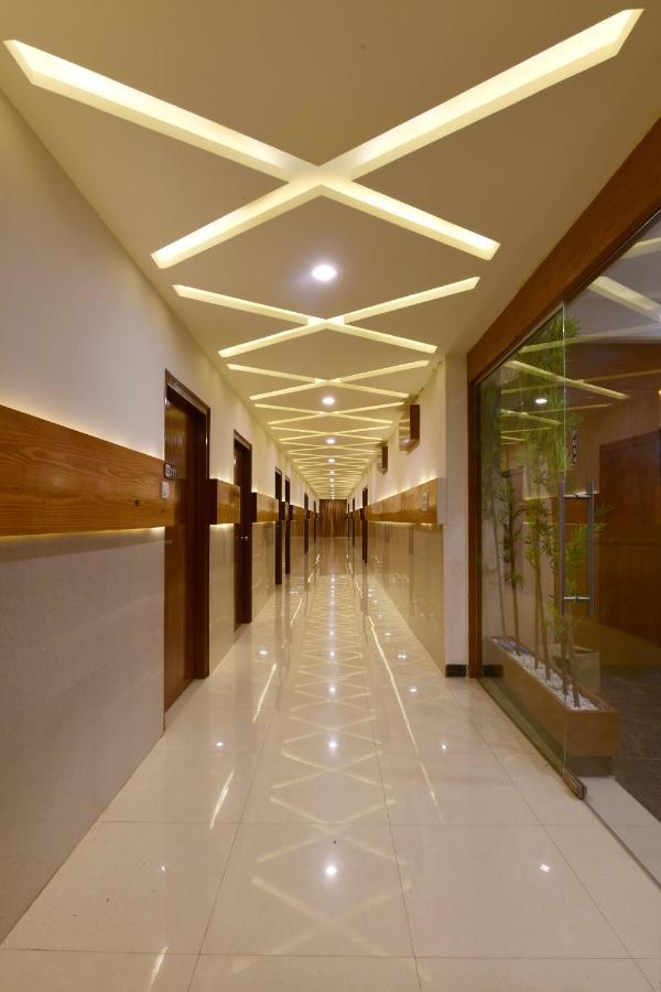 Hotel Bv Colours By Rivido, Begur Main Road Bangalore Ngoại thất bức ảnh