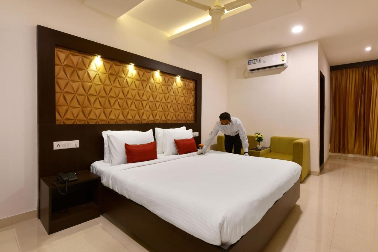 Hotel Bv Colours By Rivido, Begur Main Road Bangalore Ngoại thất bức ảnh
