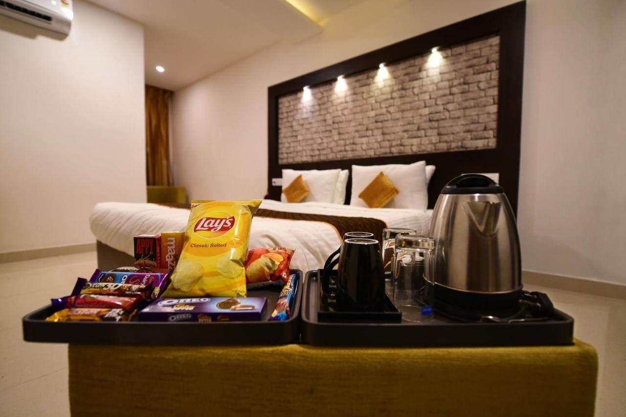 Hotel Bv Colours By Rivido, Begur Main Road Bangalore Ngoại thất bức ảnh